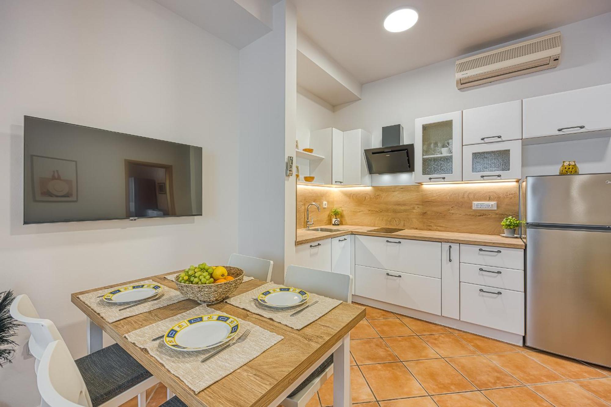 Casa Mareva 호텔 포레치 객실 사진